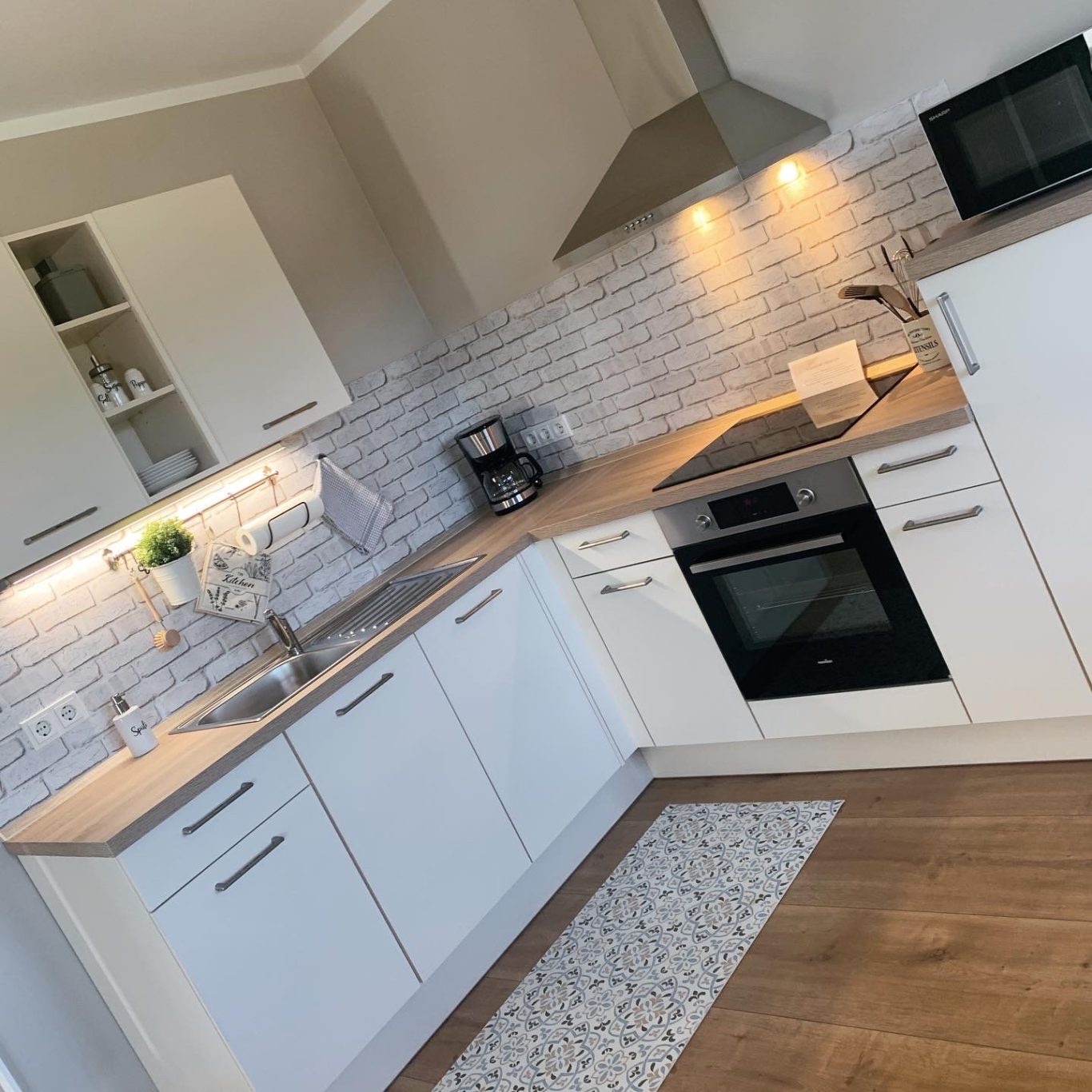 Küche Küche mit Induktionsfeld